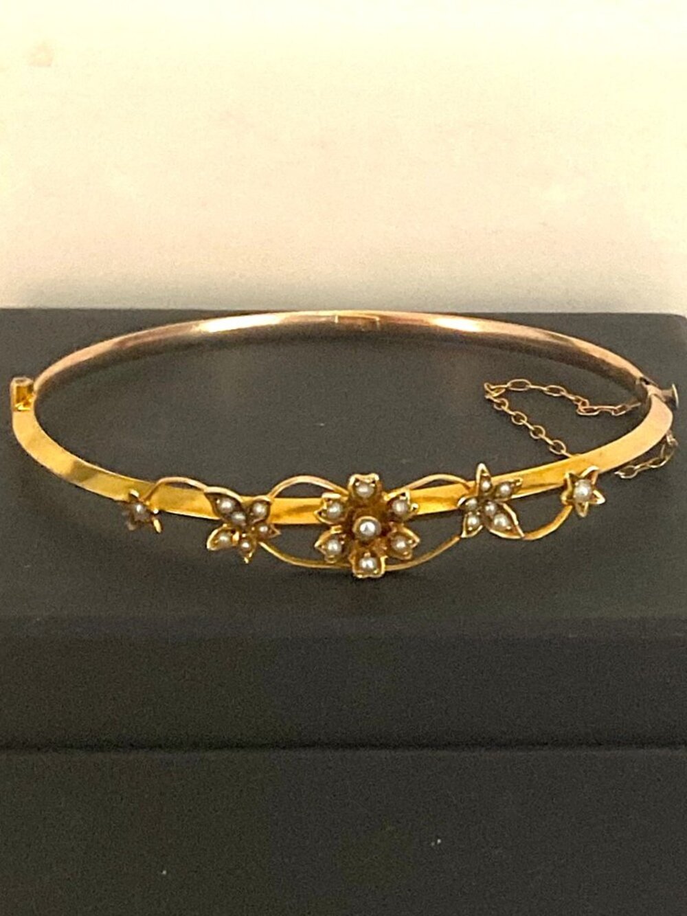 Exquisite antique floral seed pearl bangle set in 9K gold